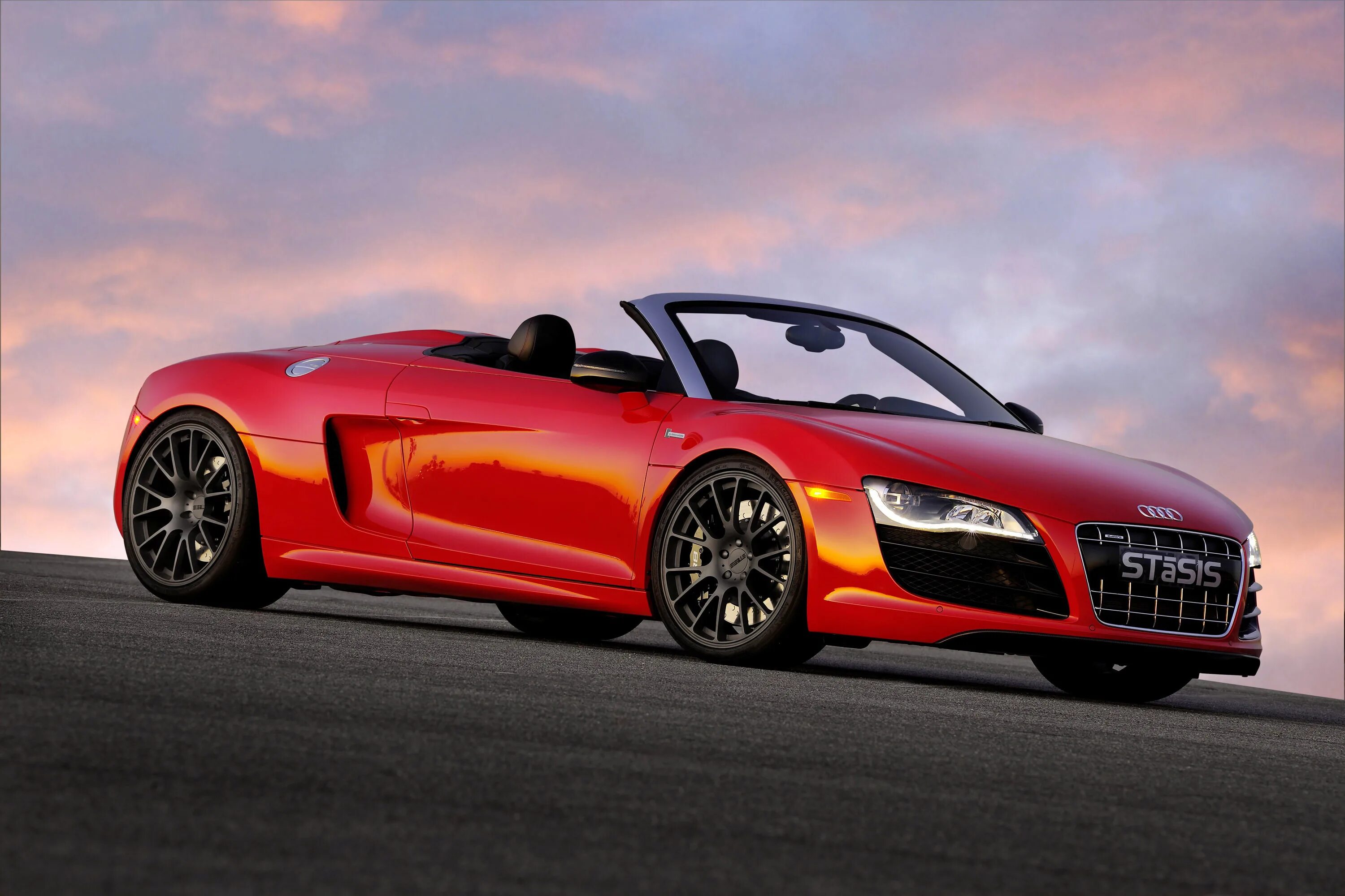 Audi r8 v10 2015. Audi r8 спайдер. Р 8 язык. Audi r8 2017. Р 8 язык.