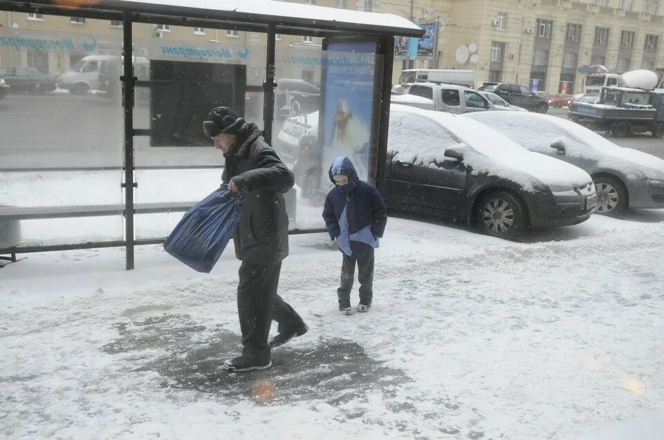 Ливень в москве. Найти погоду новости. Потепление в новосибирске. Снег с дождем пенза. Новости погоды.
