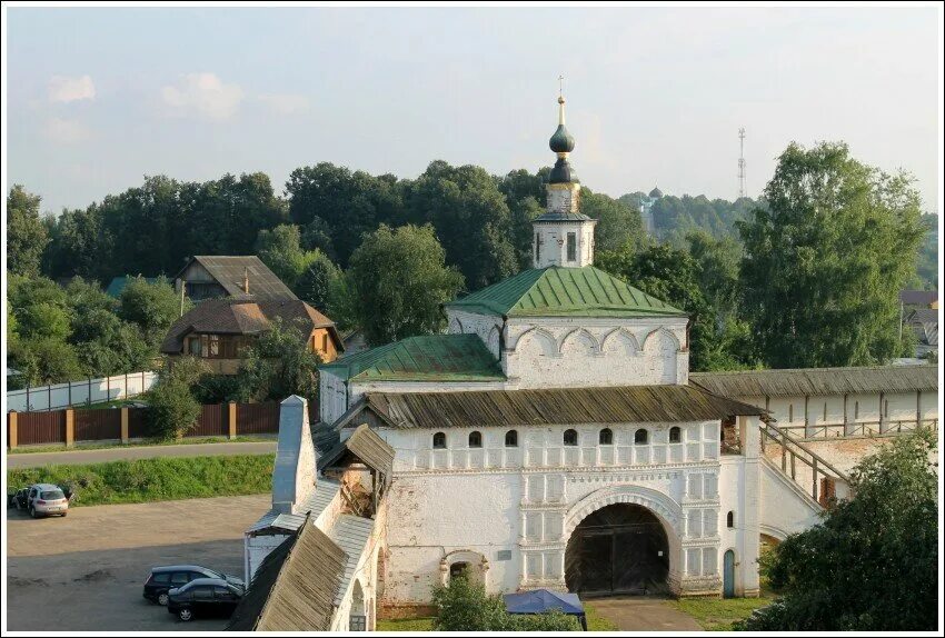 скит троице-сергиевой лавры в переславле залесском. музей русский парк в переславле залесском. дом царя берендея переславль-залесский. никитское подворье в переславле-залесском. сергиевское подворье троице-сергиевой лавры в переславле-залесском.