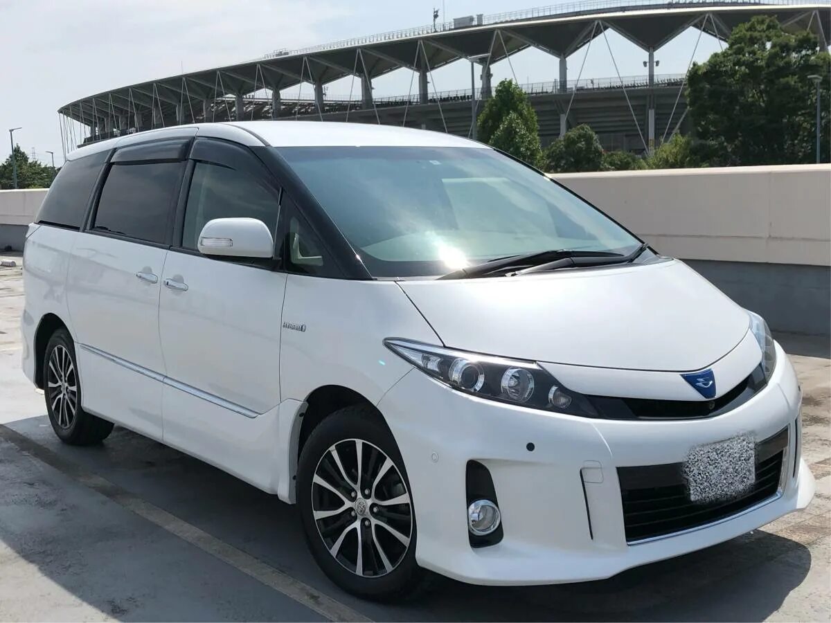 Estima hybrid. Toyota Estima гибрид. Тойота Эстима 2009 гибрид. Тойота Эстима 2018 год. Toyota Estima Hybrid 2018.