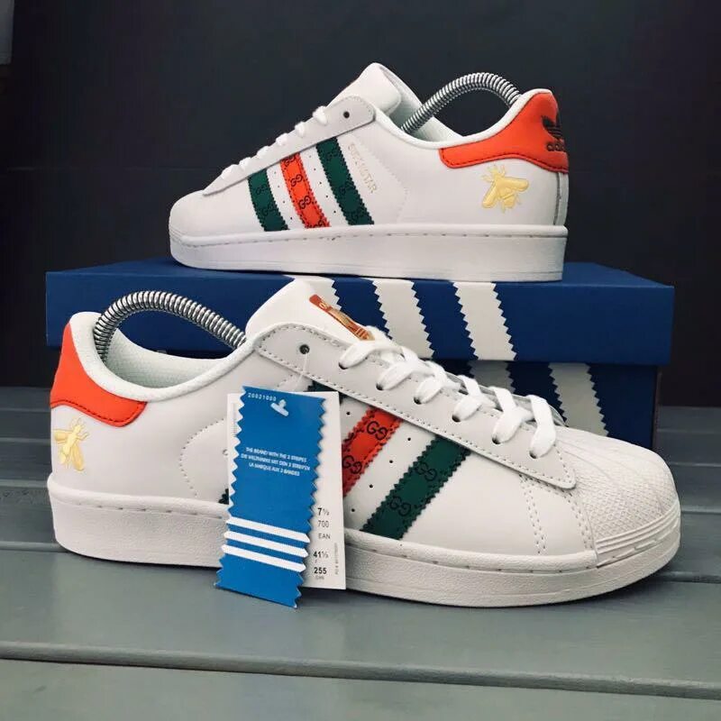 Adidas Gucci. Adidas Gucci кроссовки. Кроссовки адидас гуччи оригинал. Gucci adidas коллаборация кроссовки. Кроссовки адидас гуччи