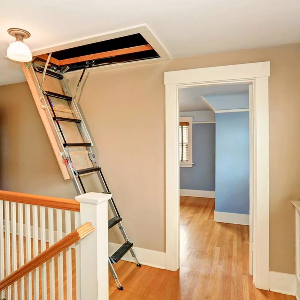 Craftsman staircase House of turquoise, Beach house design, House