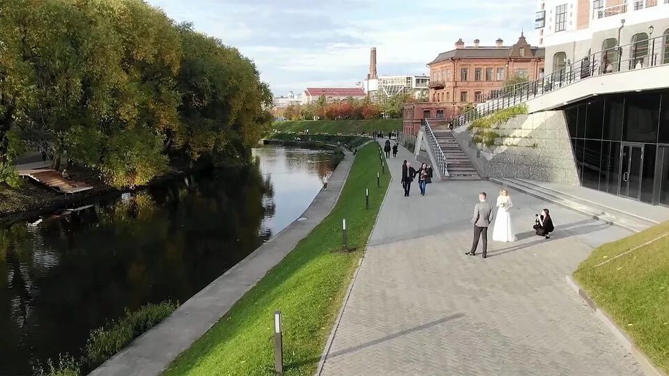 Проект набережной екатеринбург. Набережная исети дендропарк екатеринбург. Набережная верх исетского пруда. Новая набережная екатеринбург. Новая набережная екатеринбург.