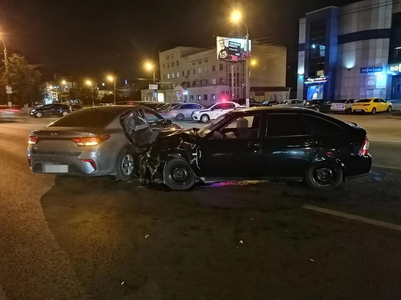 Чп тверь. Авария в твери на волоколамке ночью. чрезвычайные происшествия тверь.