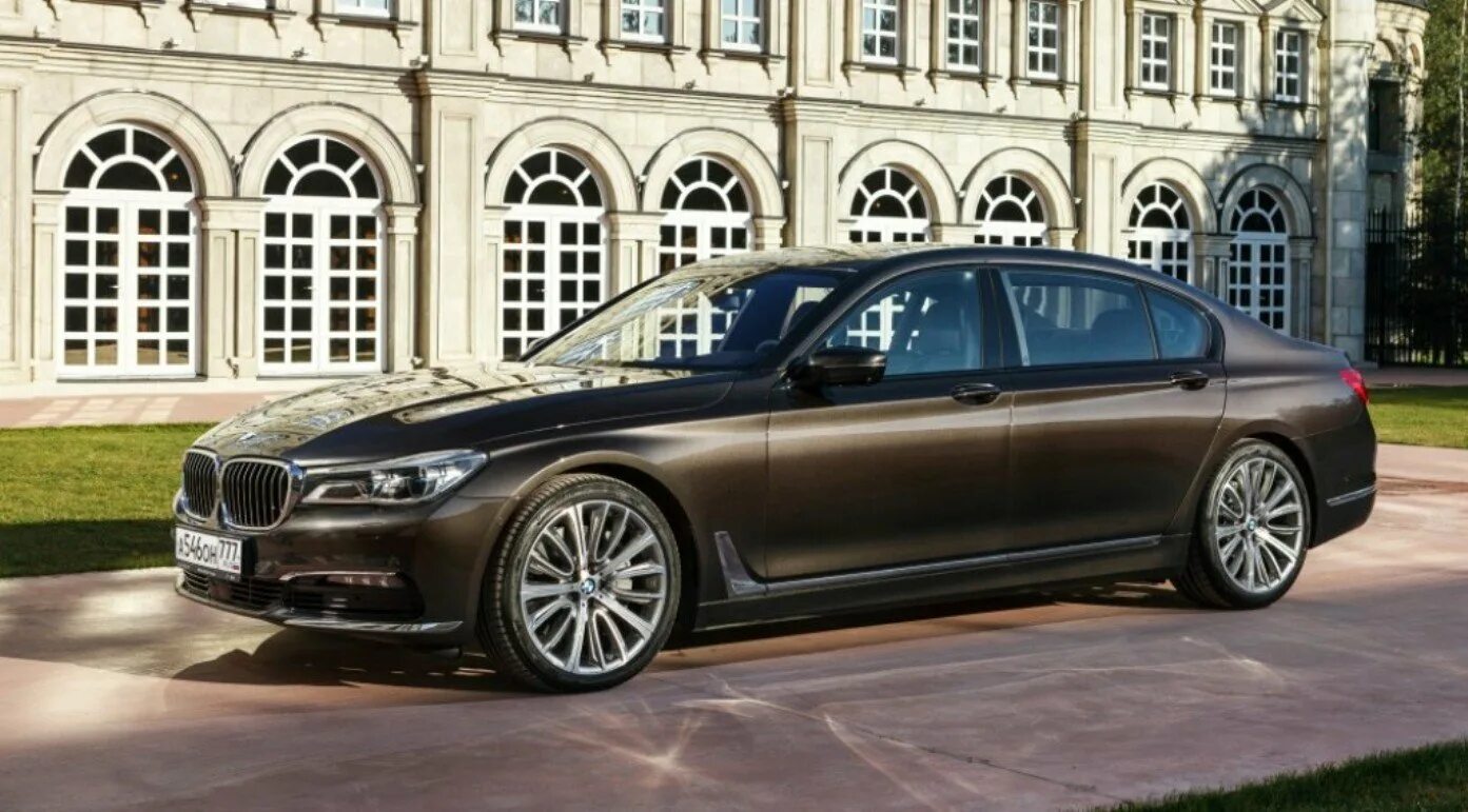 Бмв 7 россия. BMW 7. BMW 7 седан. Новый седан BMW 7-Series,. БМВ 7 универсал 2020.