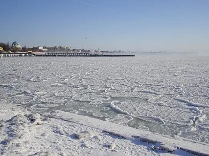 Море замерзло