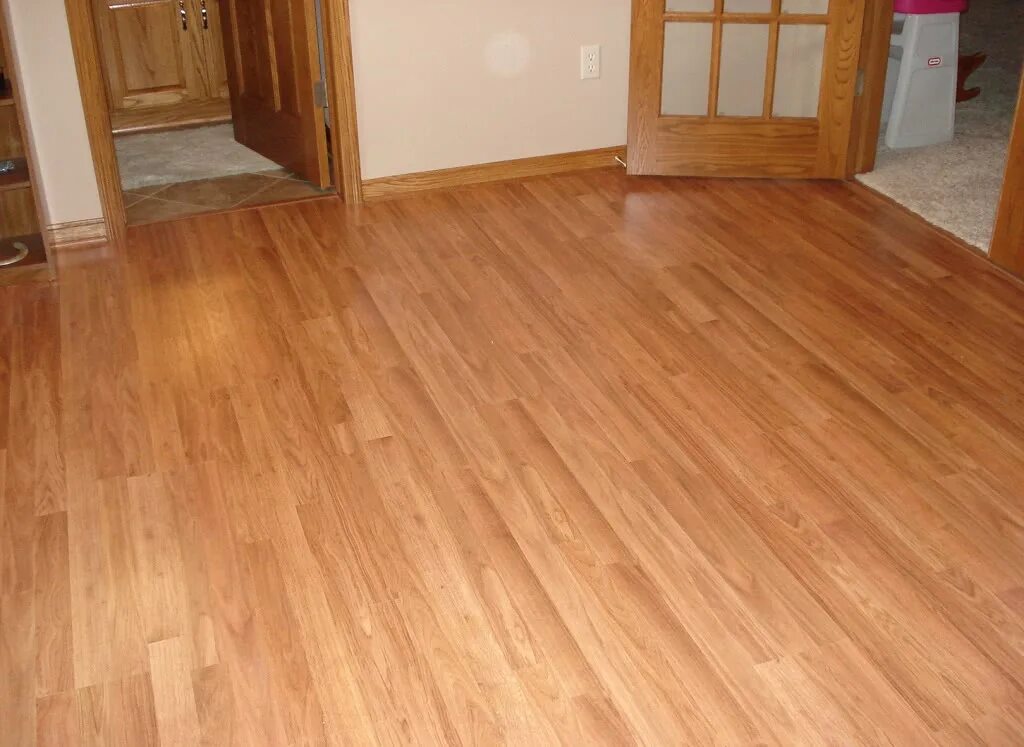 Цвета линолеума для пола. Деревянный пол. Линолеум дерево. Линолеум дуб венский 32 класс. Ламинат laminate flooring.