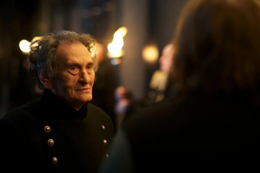 Человек который смеётся виктор гюго фильм. Человек который смеётся виктор гюго фильм 2012. Человек который смеется 2012. Человек который смеется фильм 2012 дея. Человек который смеется 2012 гуинплен.