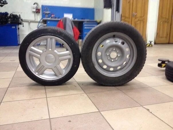 185 70 r14 на ваз 2110. 185/55 r14 на ваз. Колесо на машину 14 радиус. 185 на 65 r14 на штампах. Штамповка 14 радиус.