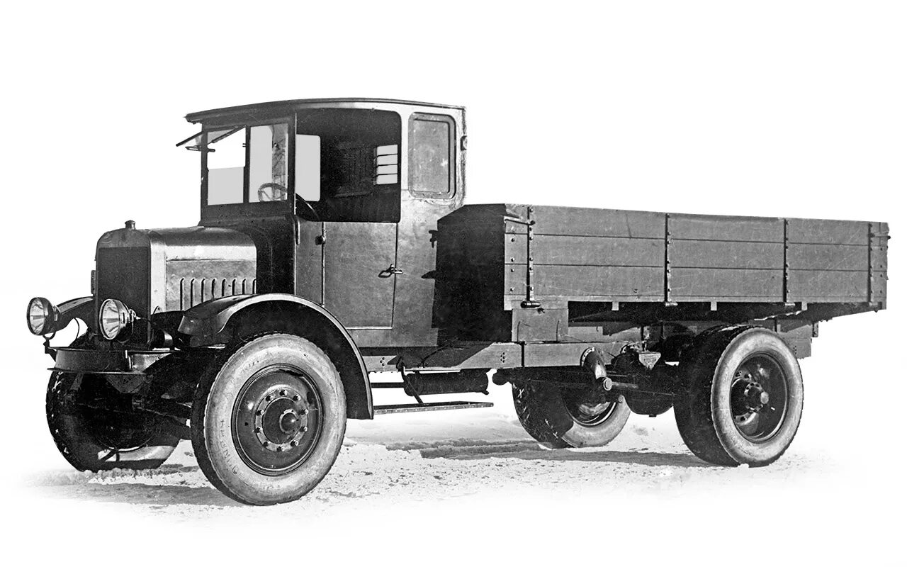 Грузовиков ярославль. ЯАЗ Я-3. ЯАЗ-я6. GMC-803 грузовик. ЗИЛ 1925.