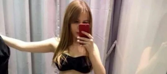 Брат просит отсосать его член и сестра соглашается с этим