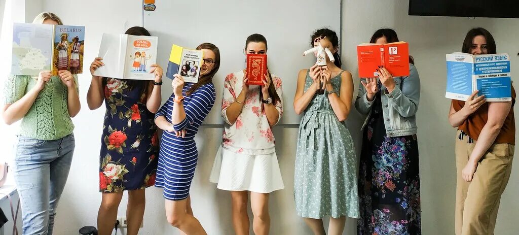 Центр славянских языков и культур. Центр славянских языков и культур. Климат австралии таблица. Славянская я. Центр славянских языков.