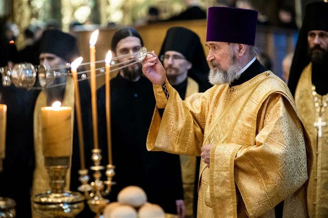 года церковь настоятель. отец александр лаврин. настоятель владимир храм покрова пресвятой богородицы красноярск.