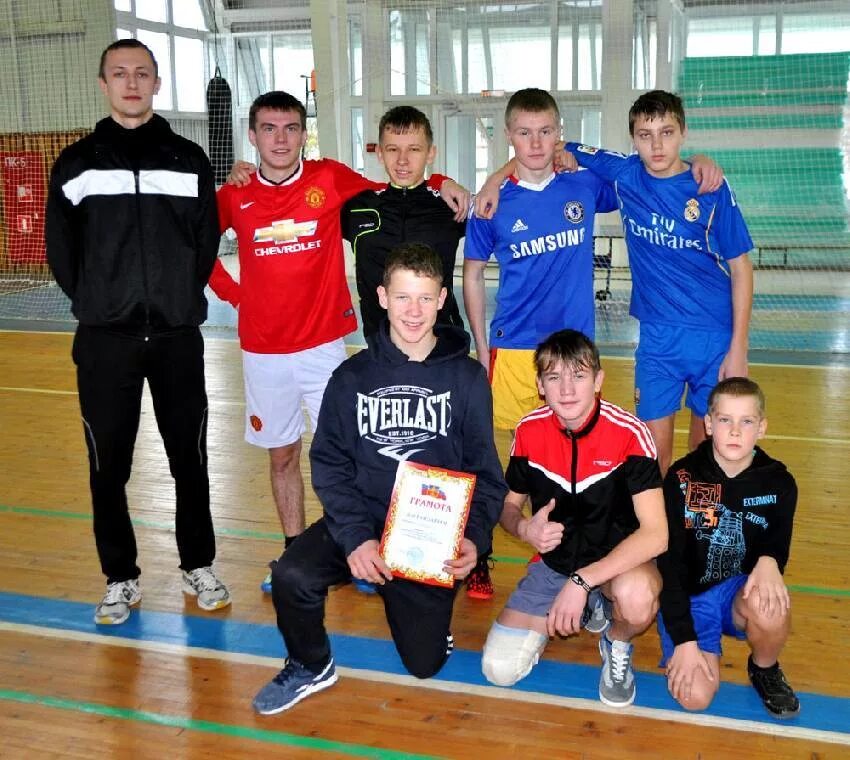 красная гора брянская область школа. школа красной горы. варнавино нижегородская область. школа красная горка нуримановский район. школа красной горы.