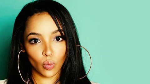Tinashe Full HD wallpapers.