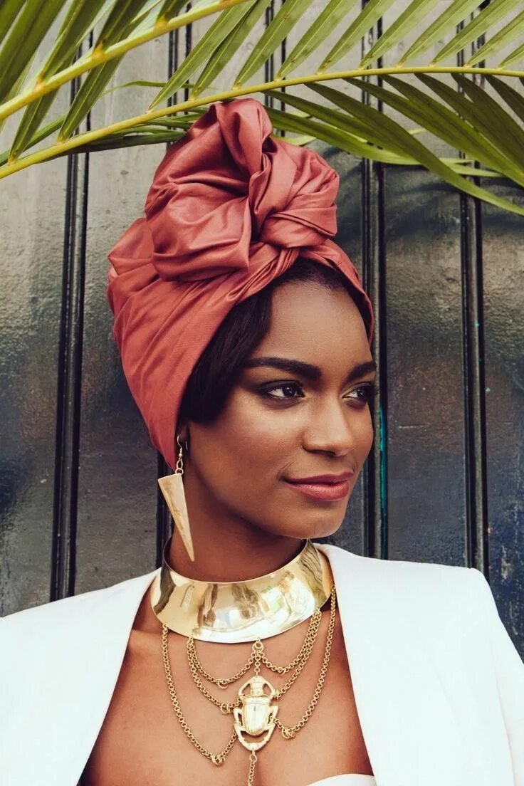 тюрбан чалма подхиджабник. тюрбан альманси суденин. африканский тюрбан. тюрбан иран. тюрбан на голове женщины.