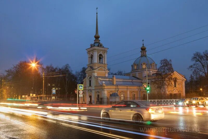 Троицкая Церковь (красное село). Храм Святой Троицы в Красном селе. Красное село Санкт-Петербург. Красное село Ленинградская область.