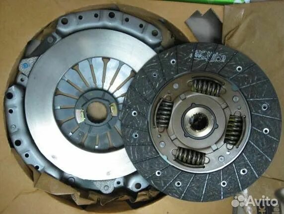 Сцепление в сборе рио 3. 6 механика. 828485 valeo. Сцепление солярис 1. 828485 valeo комплект сцепления.