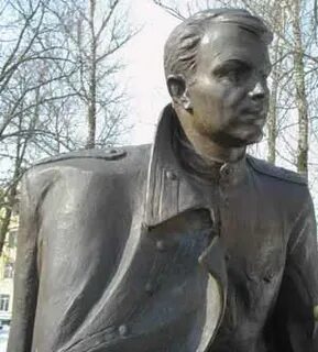 Создатель памятника твардовский
