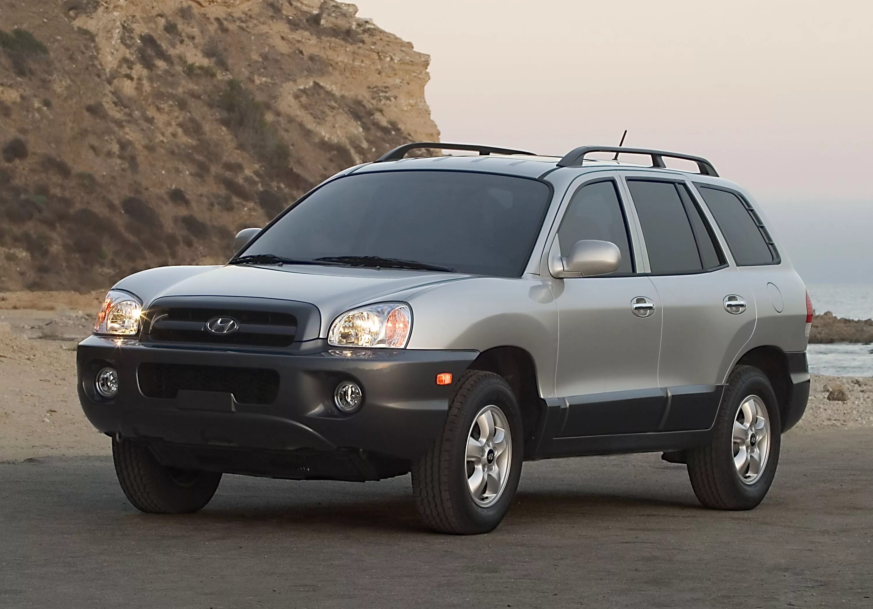 Санта фе 1 поколения купить. Hyundai Santa Fe 2005. Hyundai Santa Fe 1. Хендай Санта Фе Классик 2005. Hyundai Santa Fe Classic 1.