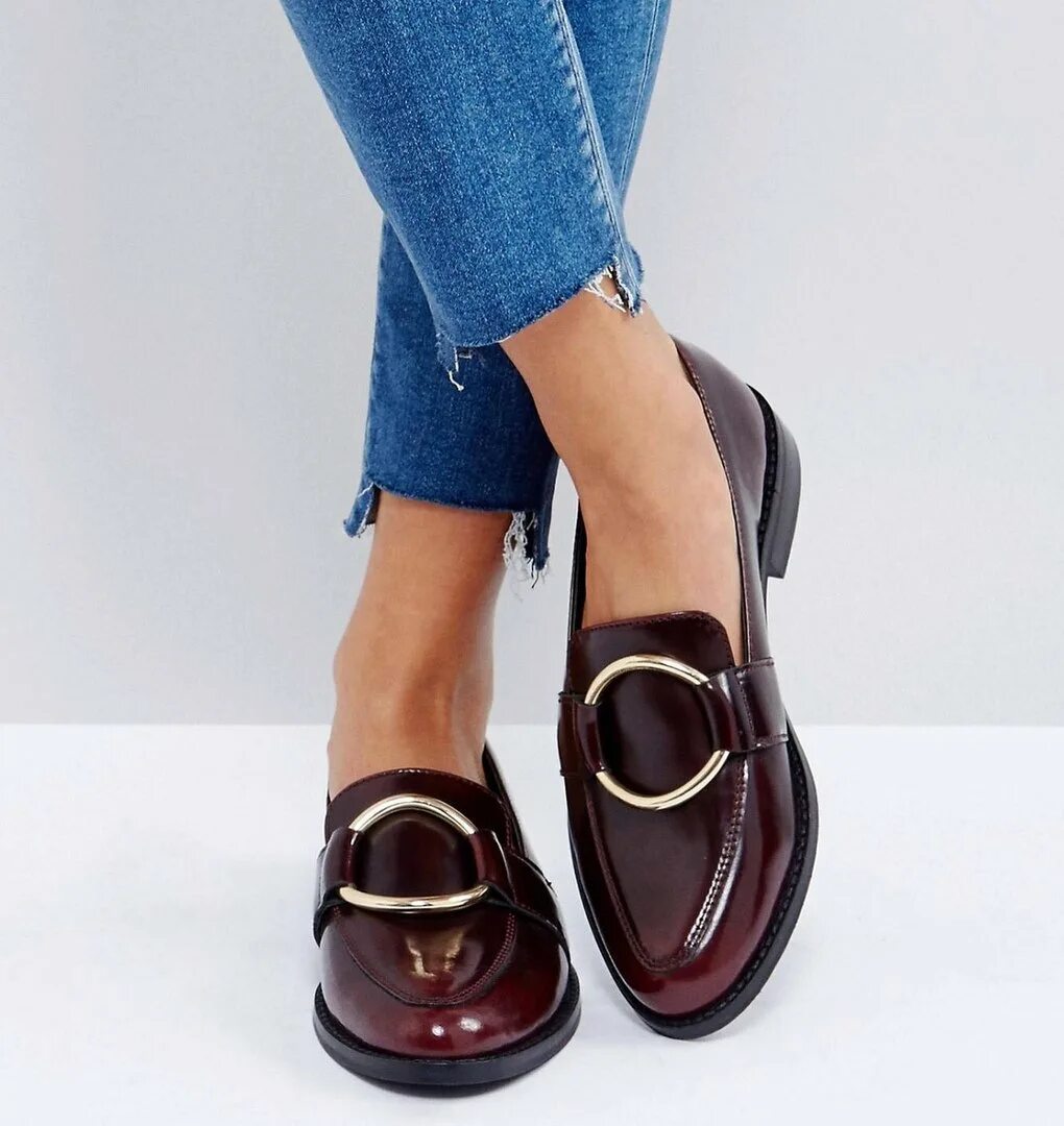 Лоферы бургунди. Лоферы Steve Madden. Лоферы женские коллекция 2023 гуччи. ASOS Design movable лоферы. Лоферы женские купить вайлдберриз из натуральной