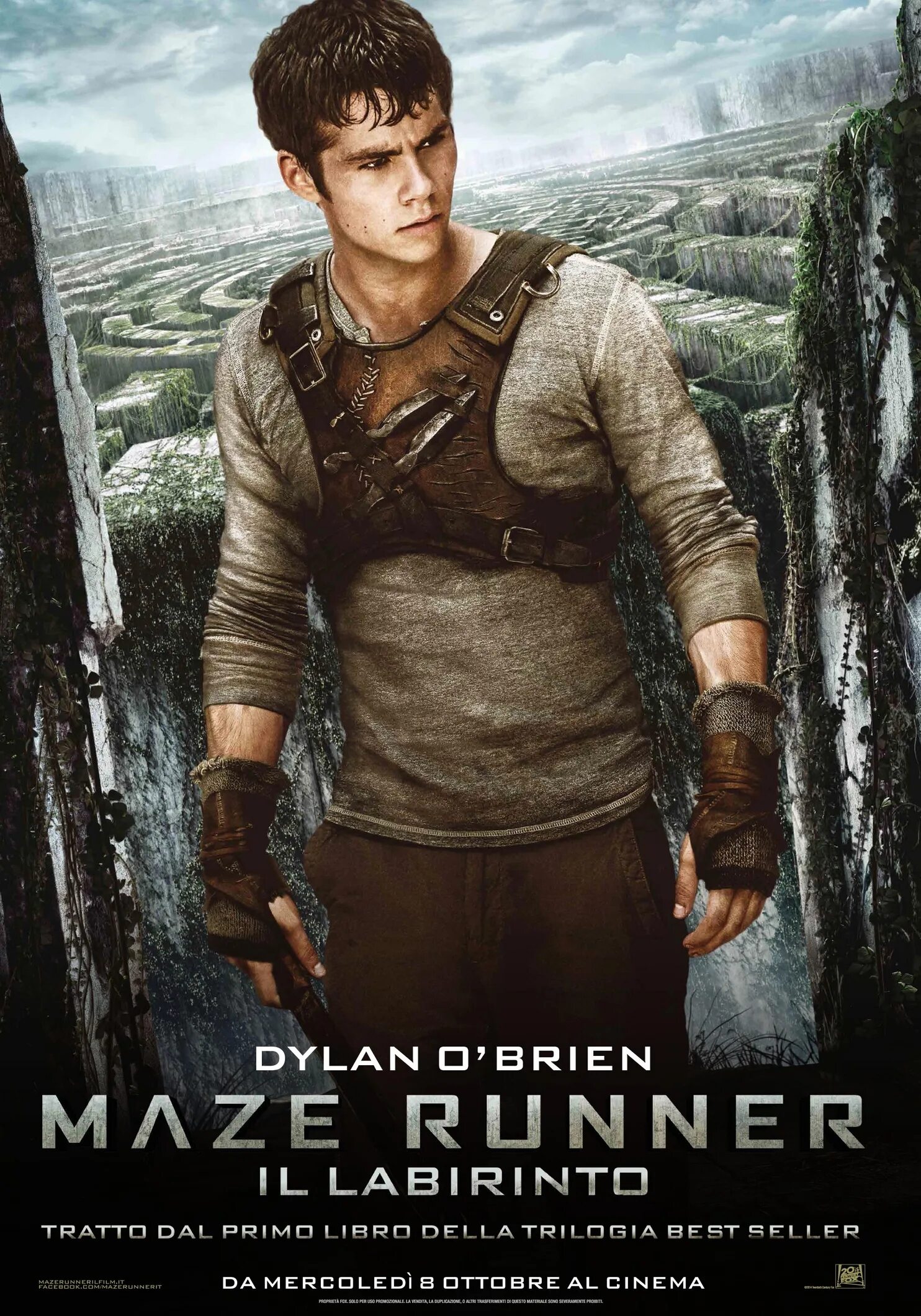 Включи бегающий лабиринт. Бегущий в лабиринте Маркус. The Maze Runner (2014) Постер.