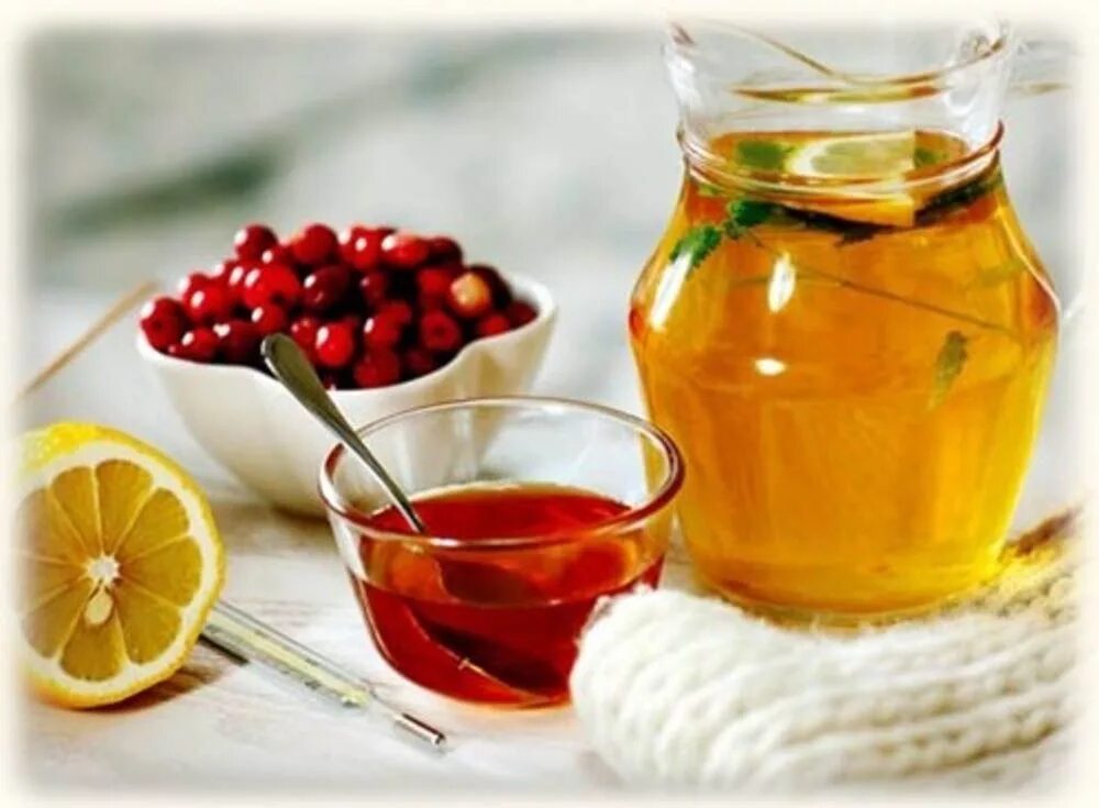Народные средства от простуды. Народная медицина от кашля. Чай с медом. Чай с малиной лимоном и медом. Варенье помогает простуды