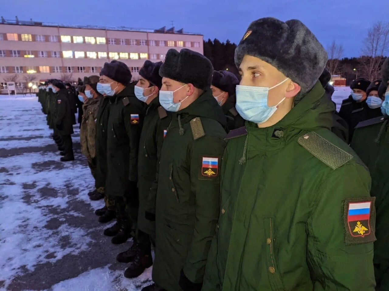 Осенний призыв сколько служить. Осенний призыв. Военный призыв. Осенний призыв 2022. Призывники.