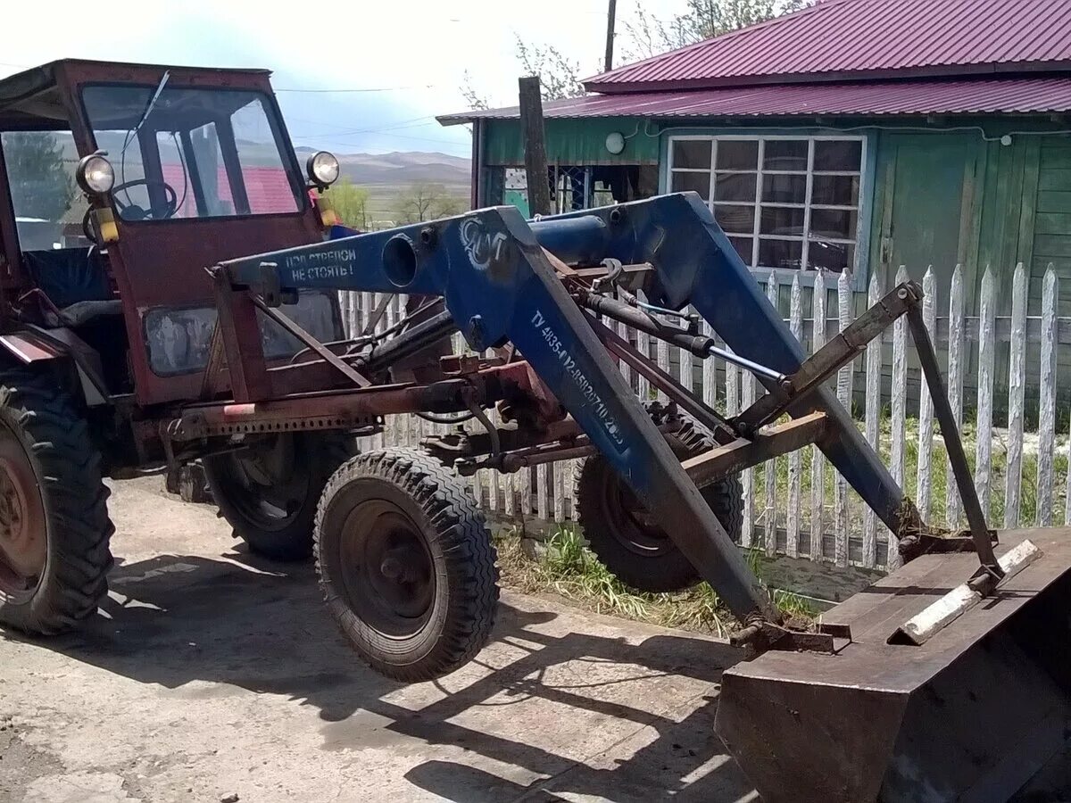 Ев т 16. ВТЗ т16. Трактор т 16 с куном. Т 16 погрузчик стогомет. Т-16 трактор с куном кун.