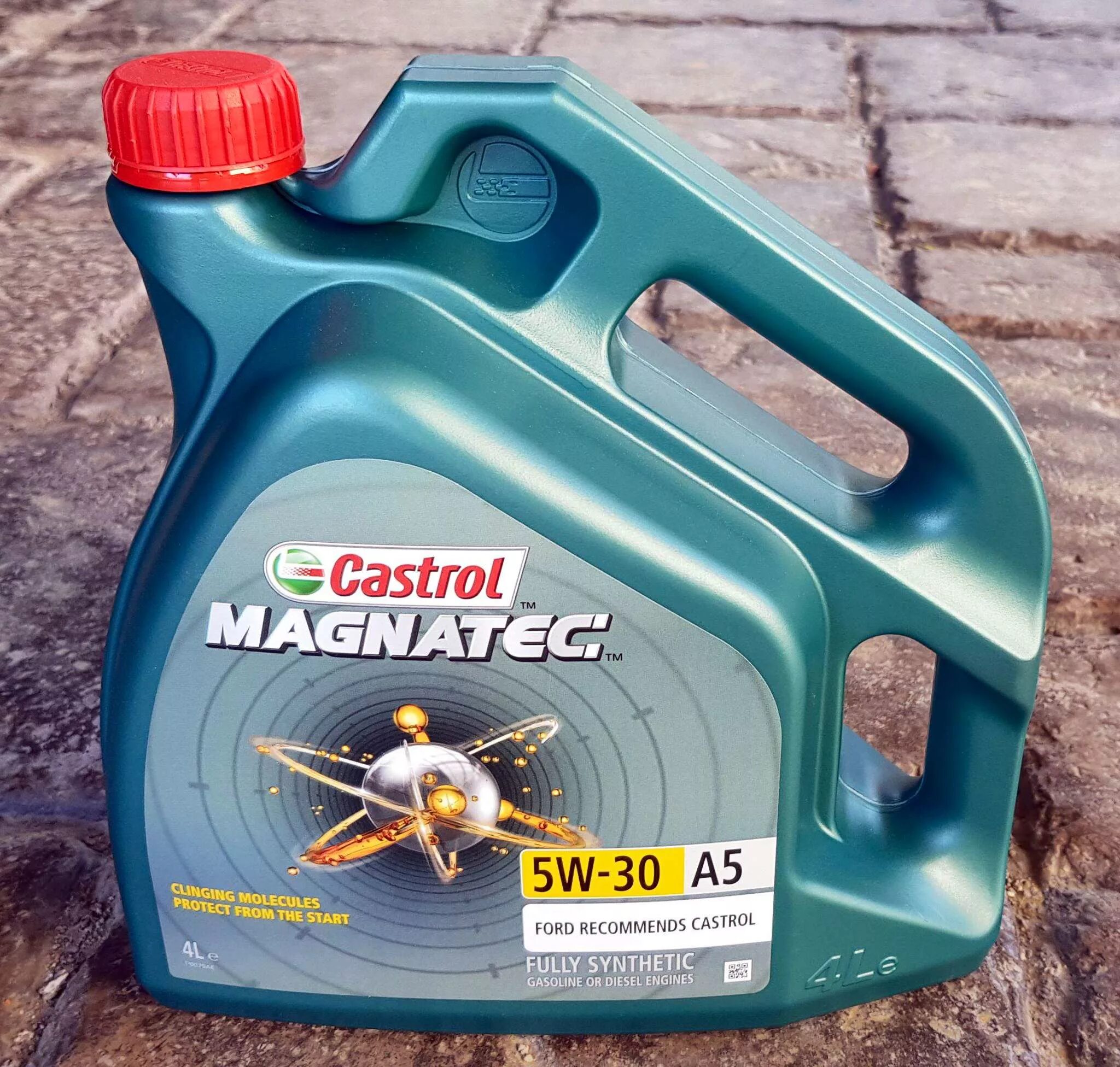 Масло castrol magnatec 5w30. Castrol Magnatec 5w30. Castrol Magnatec 5w30 a5/b5. Castrol Magnatec 5w-30 a5. 15583d Castrol.