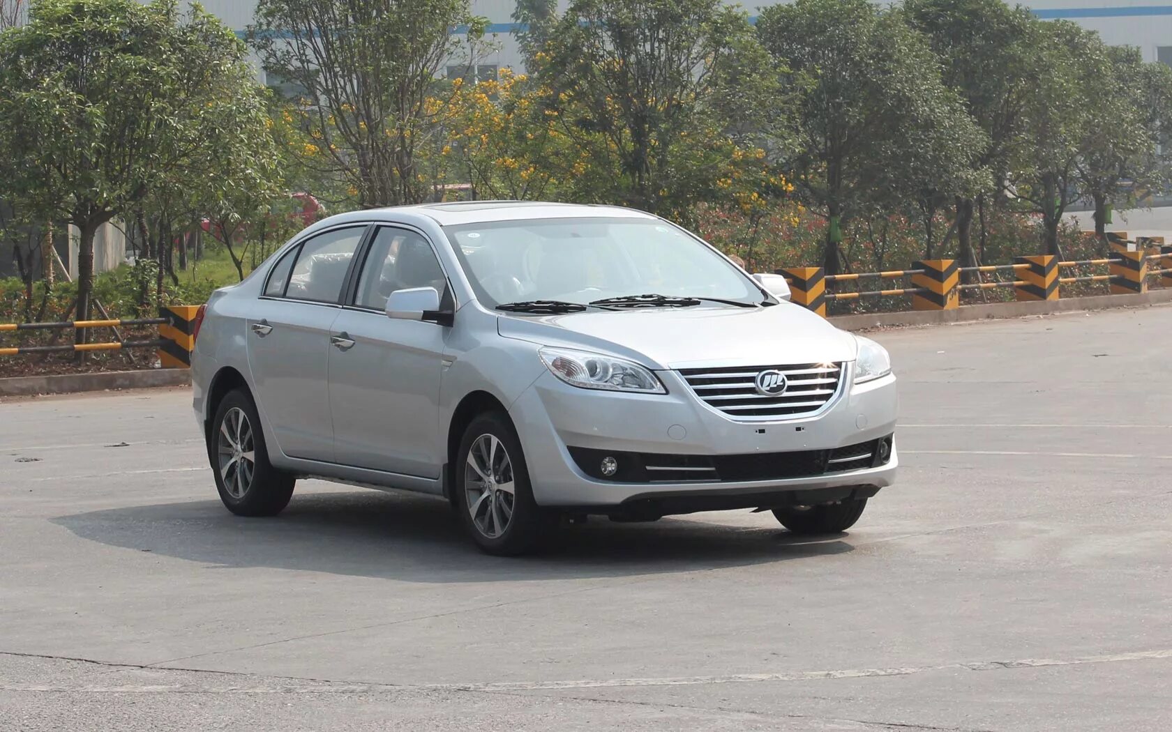 Lifan Cebrium. Lifan Цебриум. Lifan Цебриум 720. Lifan Cebrium 2014. Лифан гибрид