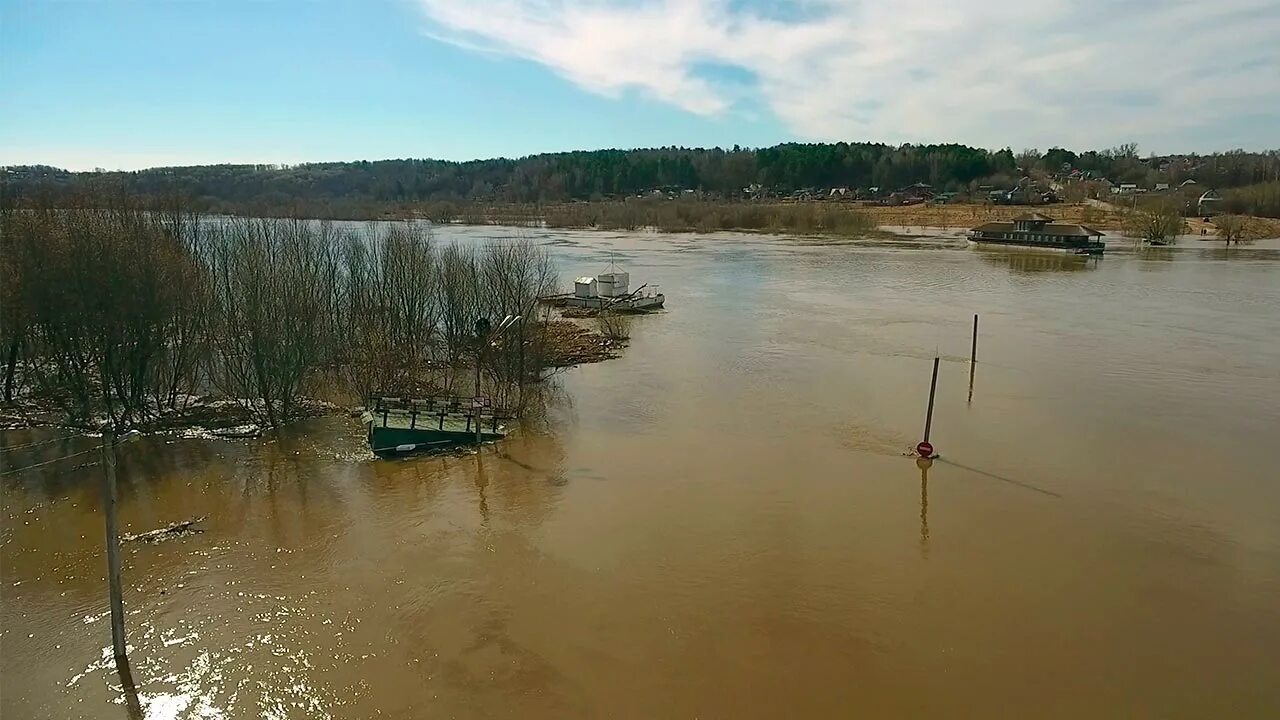 Гидропост горбатов на оке сегодня уровень воды. Река Ока Калуга паводок. Козельск река Жиздра. Половодье Козельск 2023 Жиздра. Река Жиздра разлив.