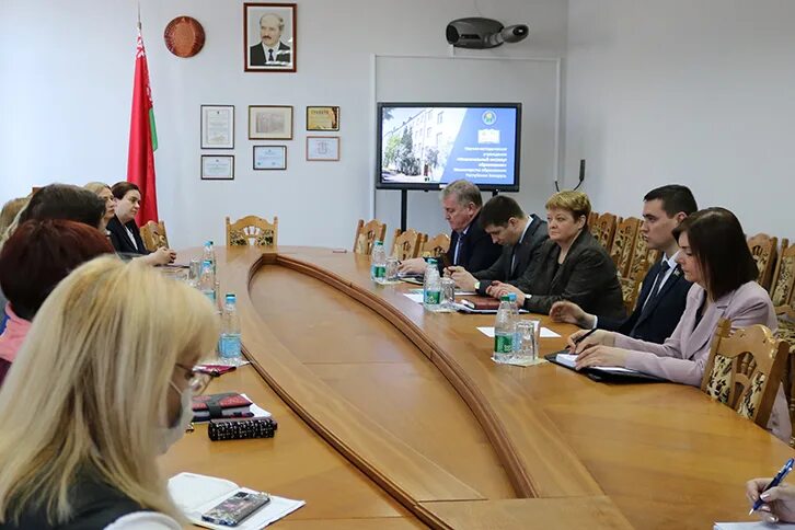 Руководство Министерства образования и науки Республики Крым.
