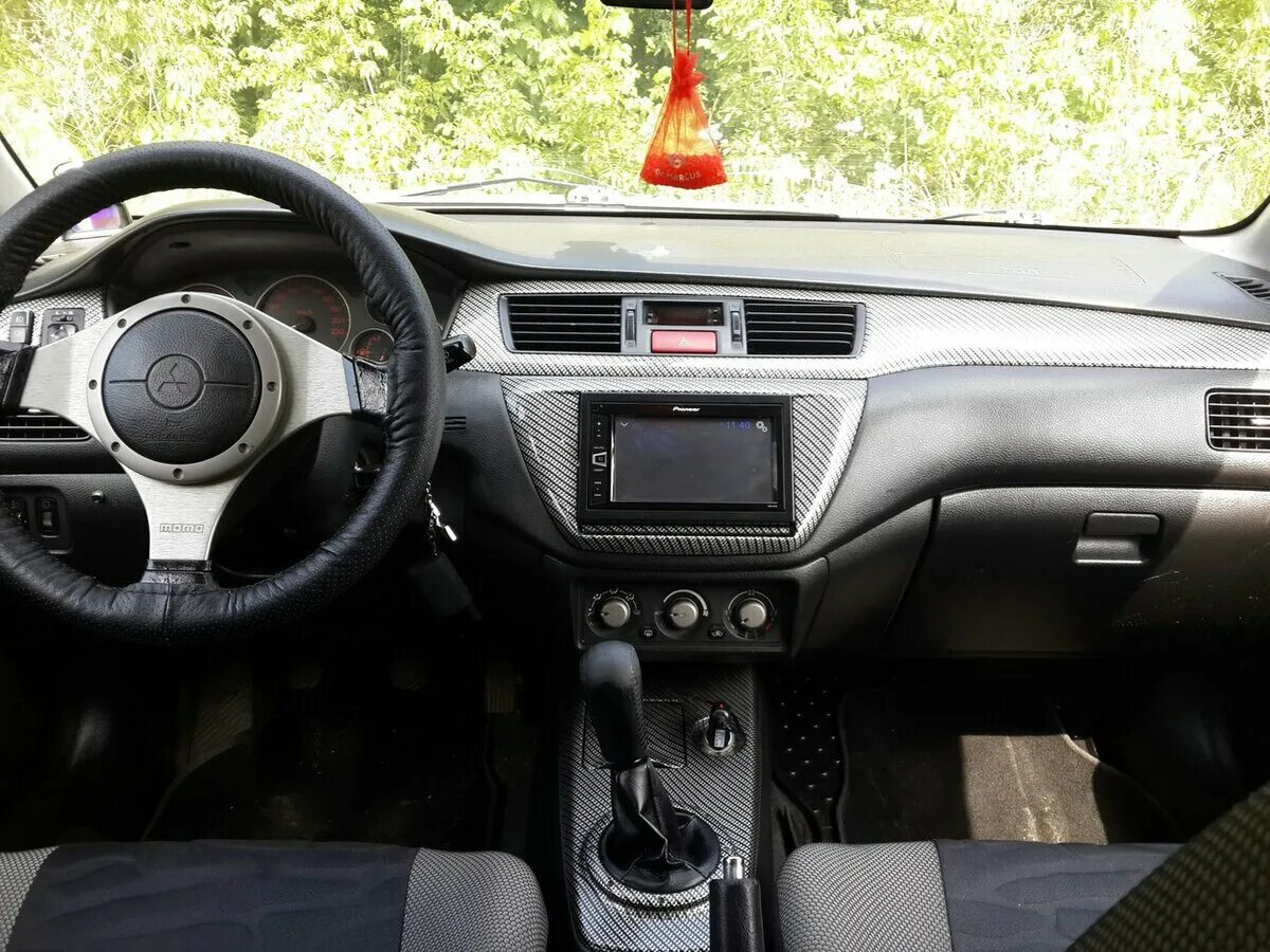 Mitsubishi lancer 9 размеры. Mitsubishi Lancer 9 2006. Лансер 9 2006 салон. Mitsubishi Lancer 9 2006 салон. Лансер 9 Рестайлинг.