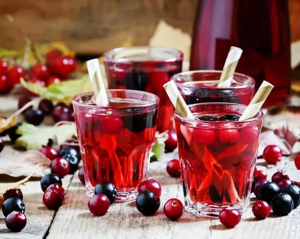 тыквенный сок при расстройстве жкт. сок айвовый айва. фруктовые соки при диарее. таблица полезности соков. сироп из айвы.