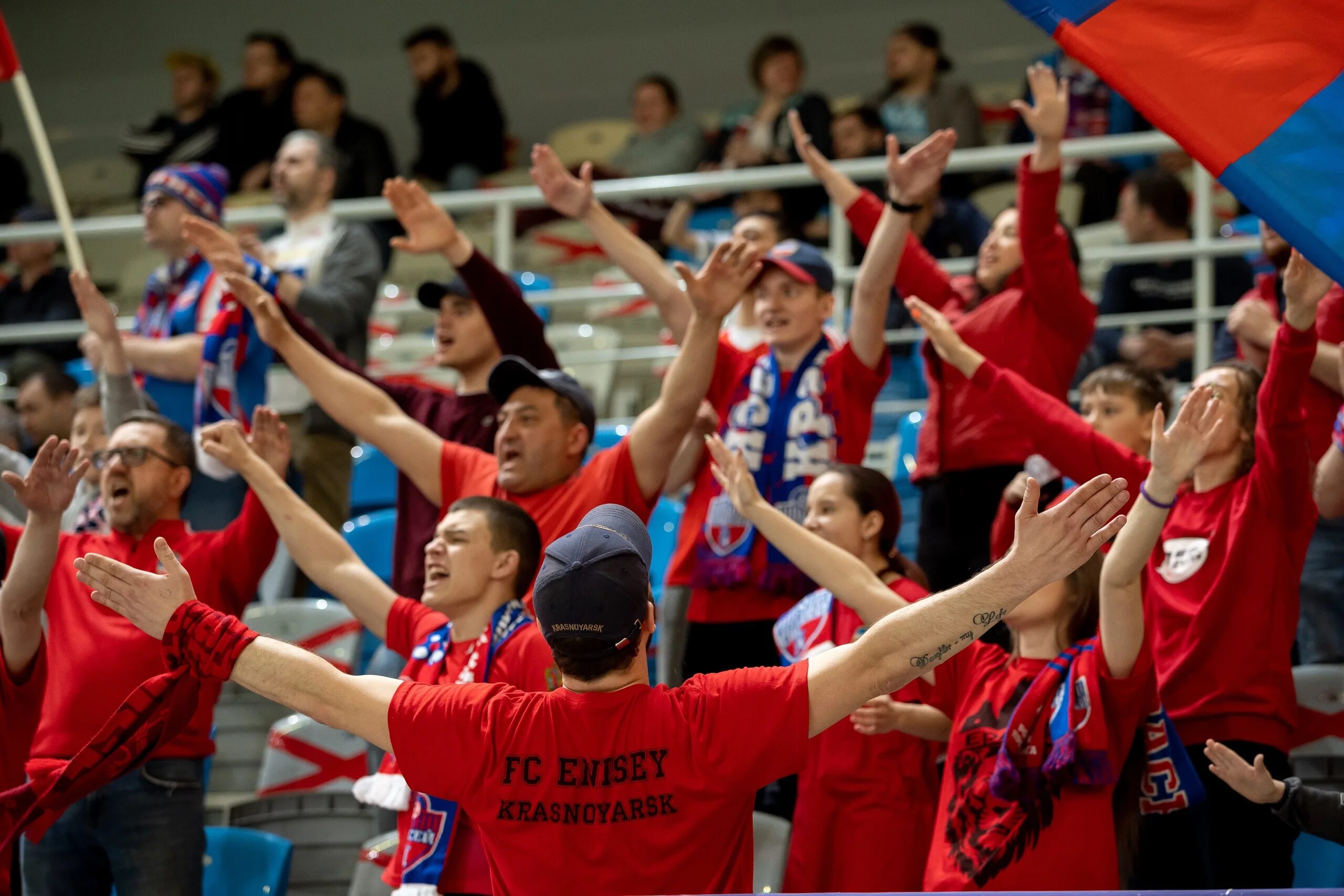 Министр по спорту в красноярске. Академия летних видов спорта красноярск. Крайспорт. Край спорт. Крайспорт.