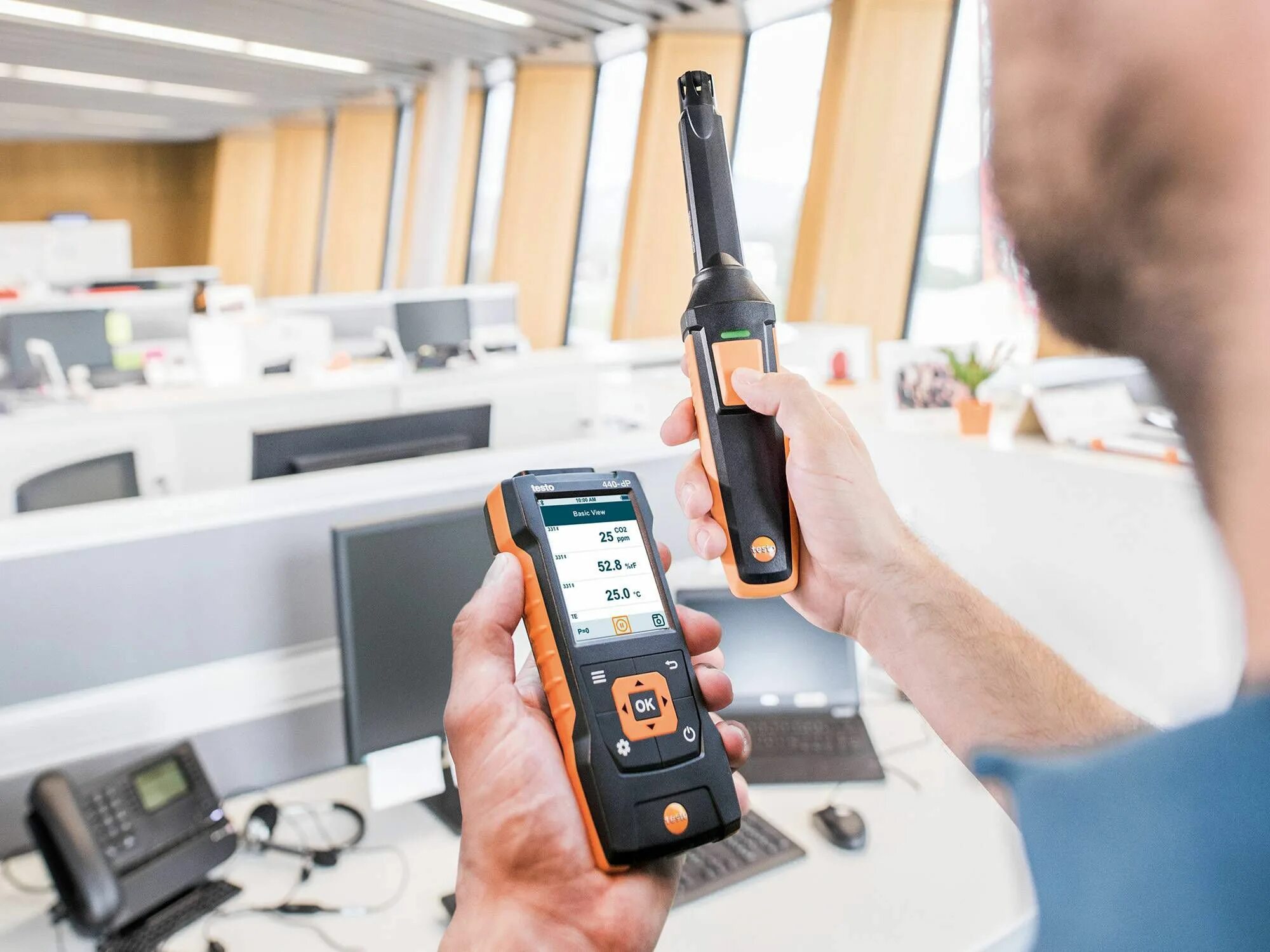 Testo 440. Приборы для замеров СОУТ. Прибор контроля качества воздуха. Приборы для оценки качества воздуха.