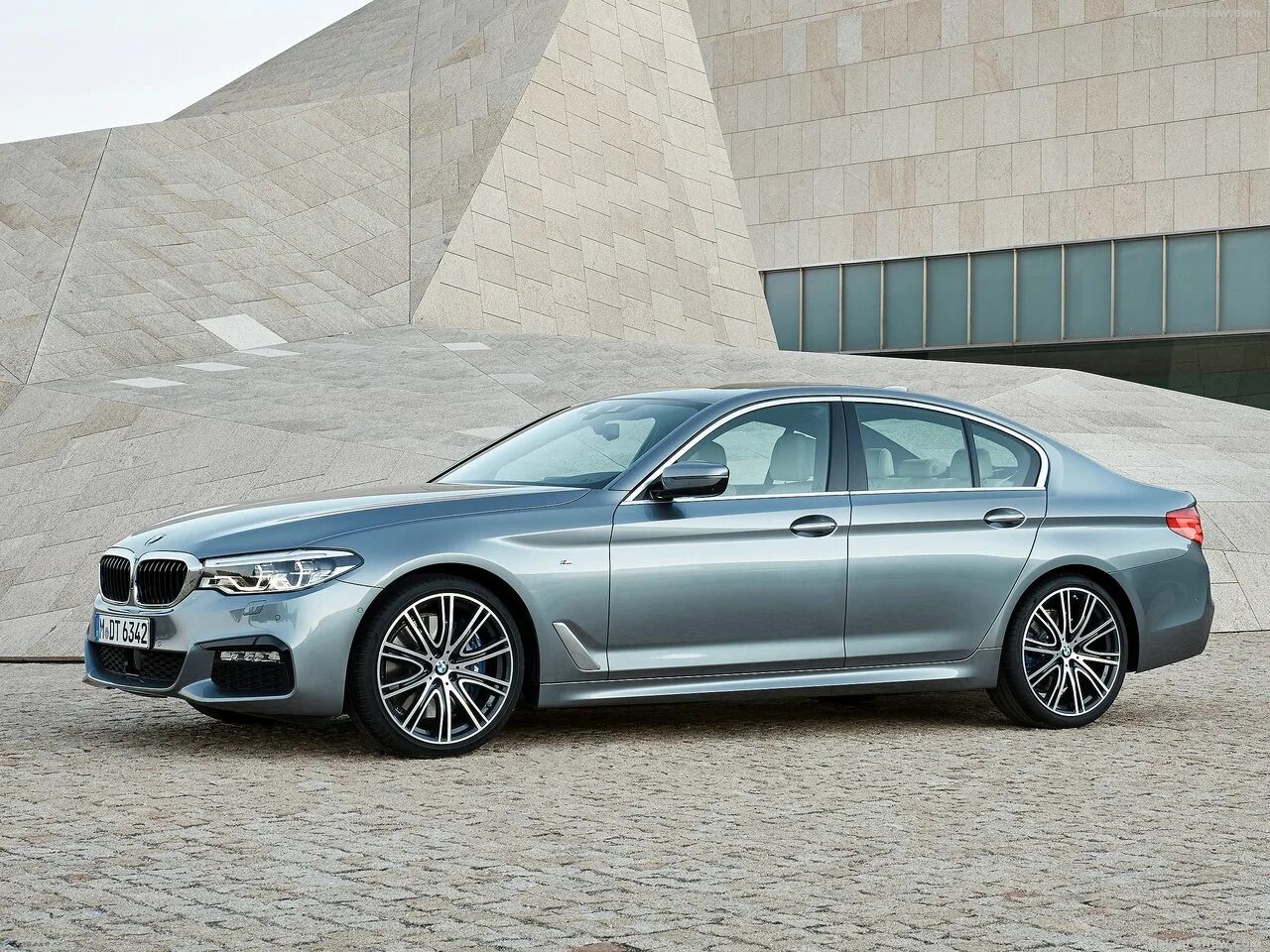 Новая BMW 5. BMW 5 седан 2018. BMW 5 седан 2020. BMW 5er 2019. Купить бмв 5 новый