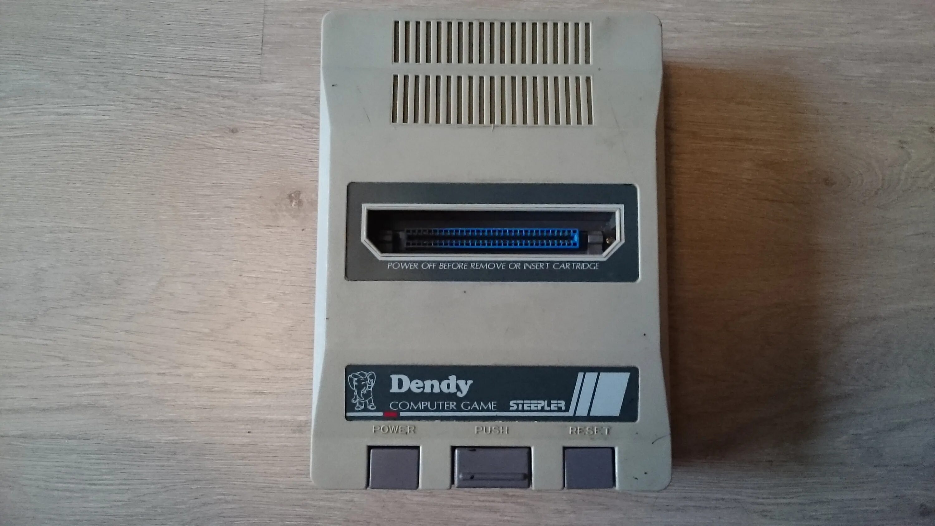 Денди с антенной. Dendy Classic без фона. Денди Power off before remove or Insert Cartridge. Денди Классик меню. Русский power off