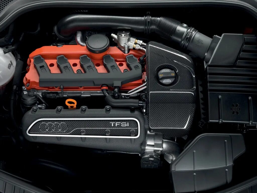 Ауди двиг. Ауди ТТ РС двигатель. Audi TT RS engine. Двигатель Ауди ТТ РС 2.5. Двигатель Ауди ТТ v5.