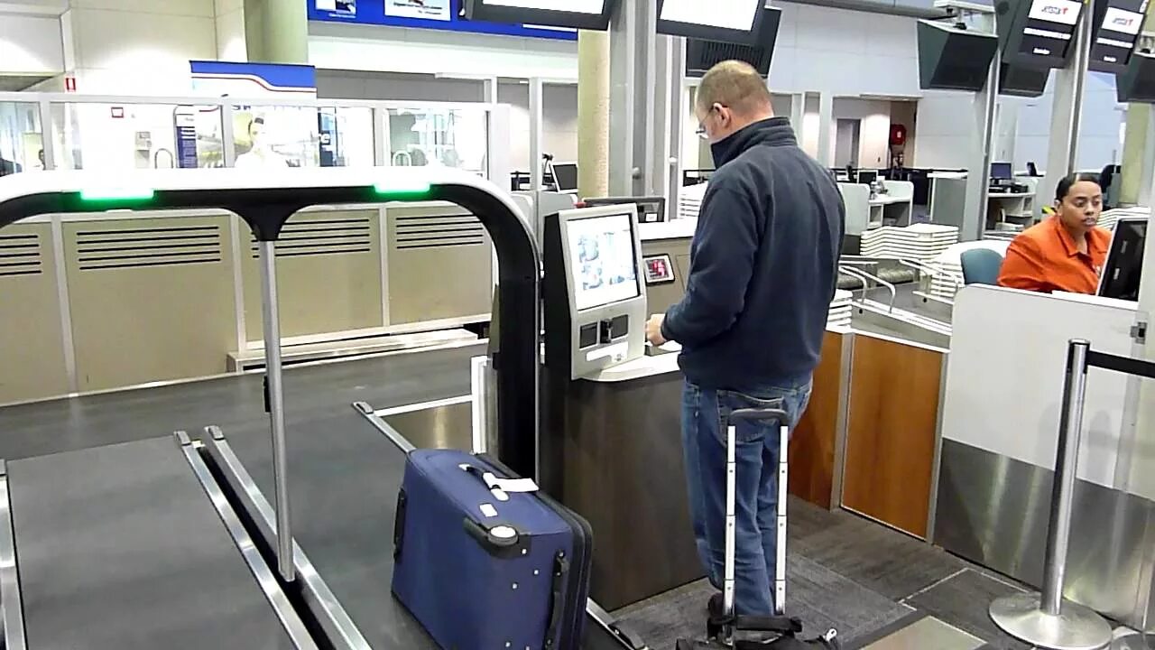 Терминал check-in. Bag Drop в аэропорту. Системы информационных технологий в АВИАПОРТУ. Регистрация багажа биометрия. User terminal