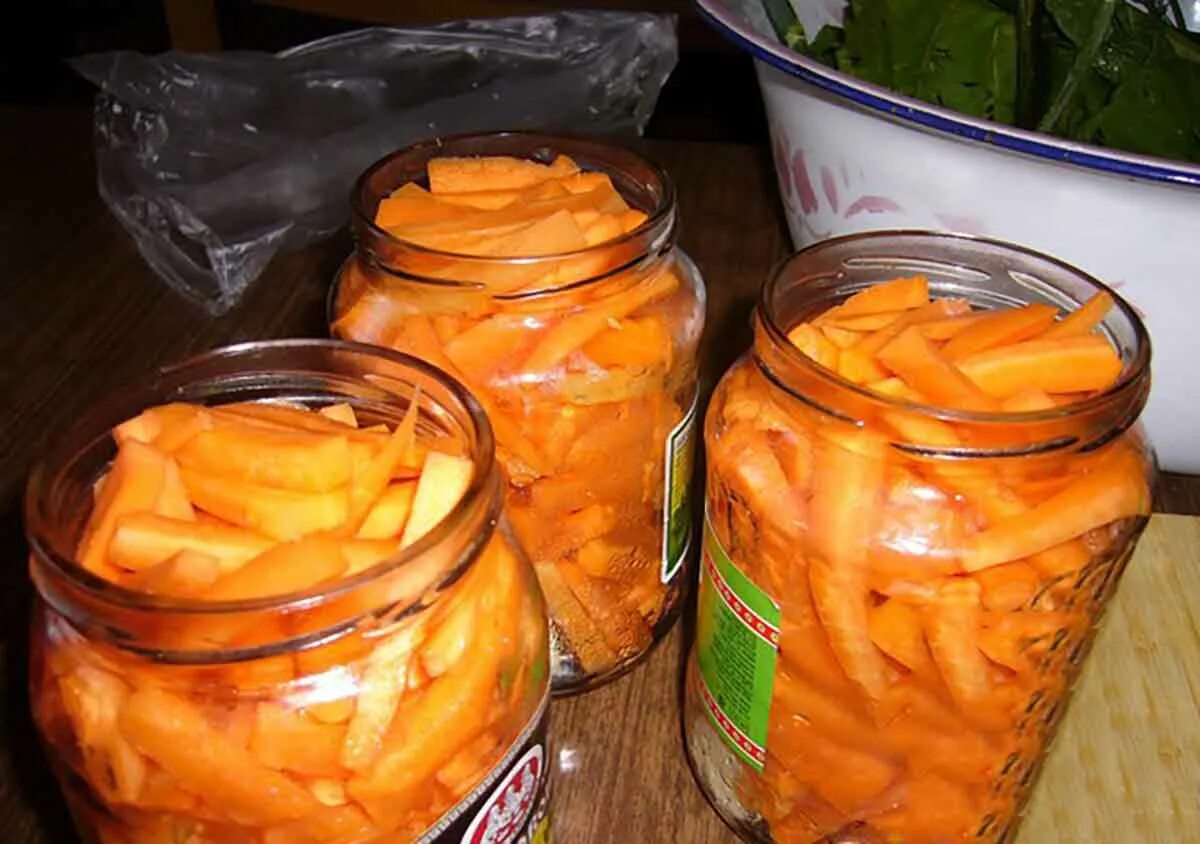 Морковка в банке. Морковка на зиму. Консервированная морковь в банке. Консервирование моркови на зиму. Морковь на зиму в банках.