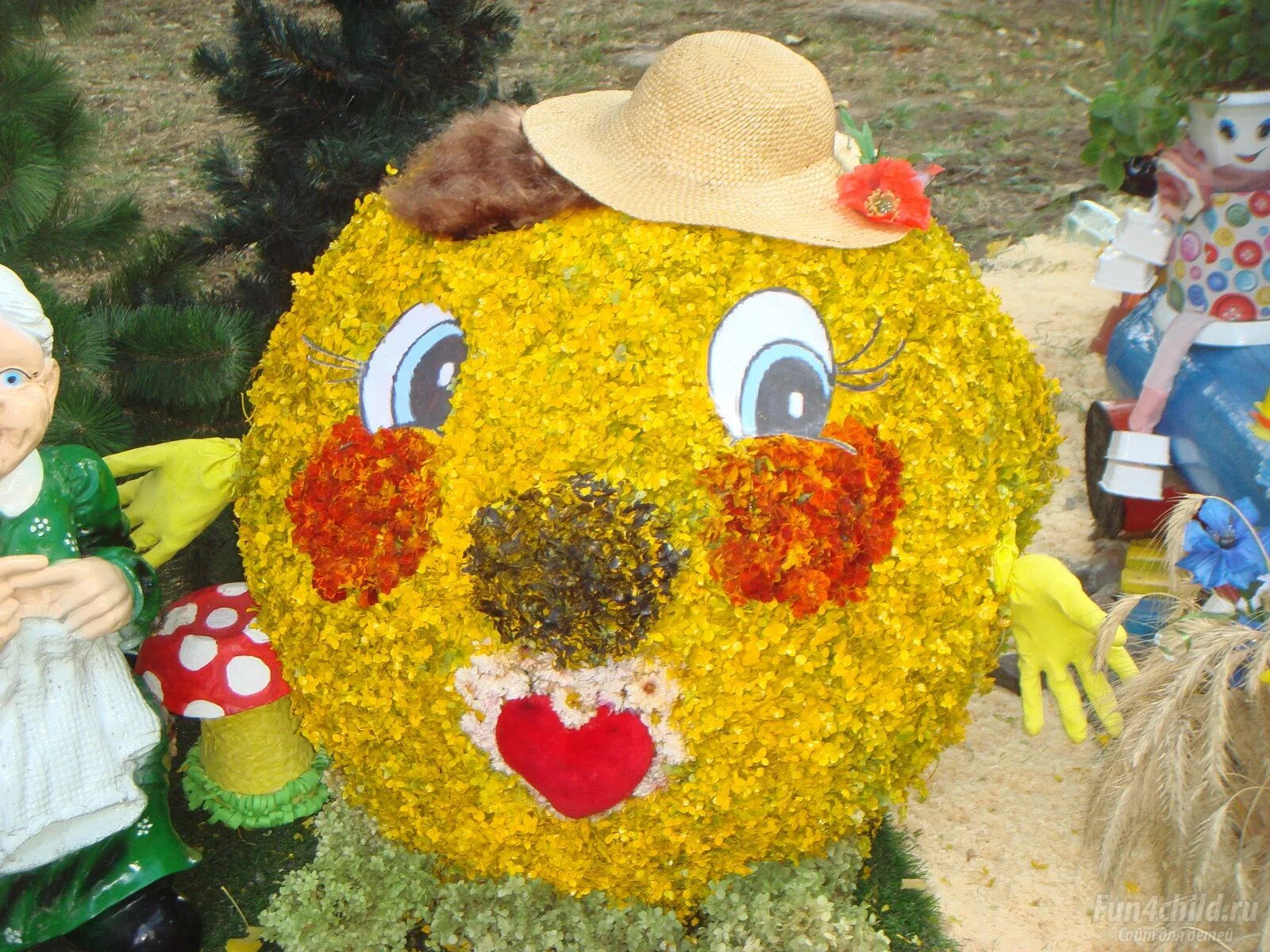 поделка колобок. колобок поделка для детей. поделка колобок своими руками. колобок папье маше. поделка колобок на пеньке.