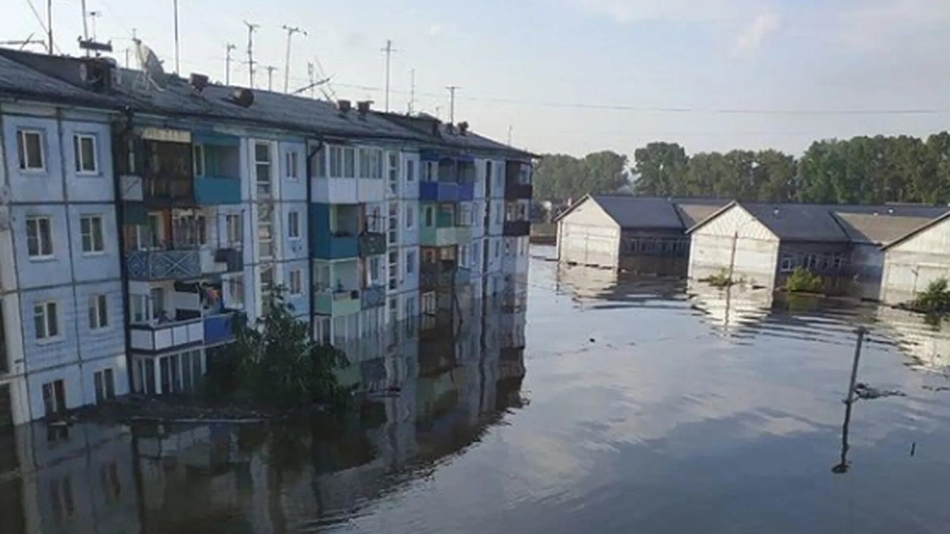 Затопит ли южный. Наводнение в Тулуне ЛДК. Наводнение в Тулуне 2019 ЛДК. Город Тулун Иркутская область наводнение. Затопление в Иркутской области Тулун.