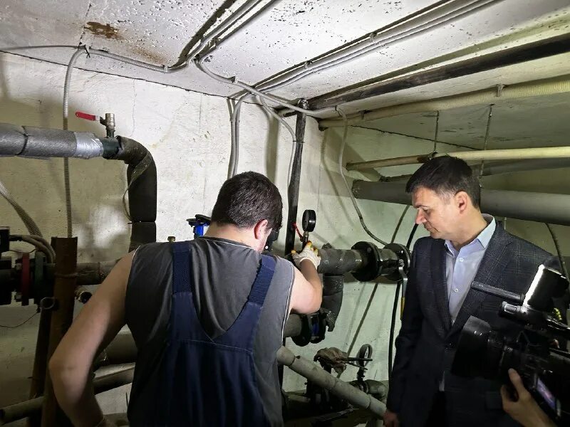 что должны делать жители дома к подготовке к отопительному сезону. подача тепла в жилые дома. подготовка мкд к отопительному сезону. подготовка к отопительному периоду. жкх отопление.