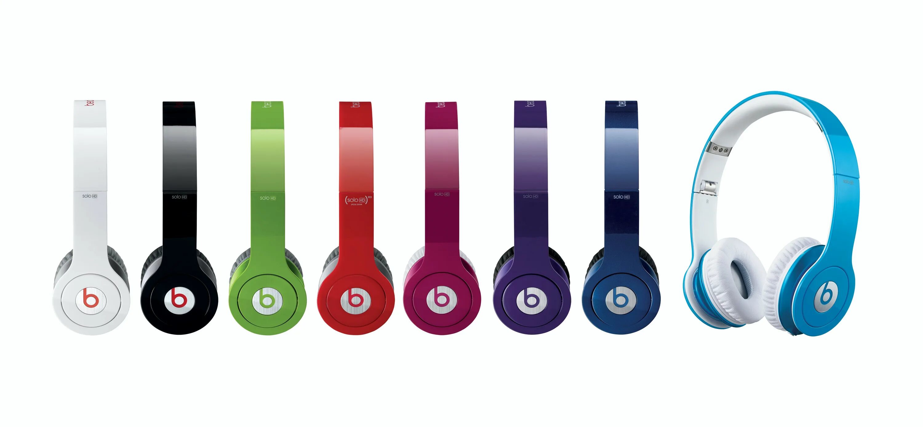 Найти beats. Beats by Dre 2012. Колонка битс бай доктор Дре.