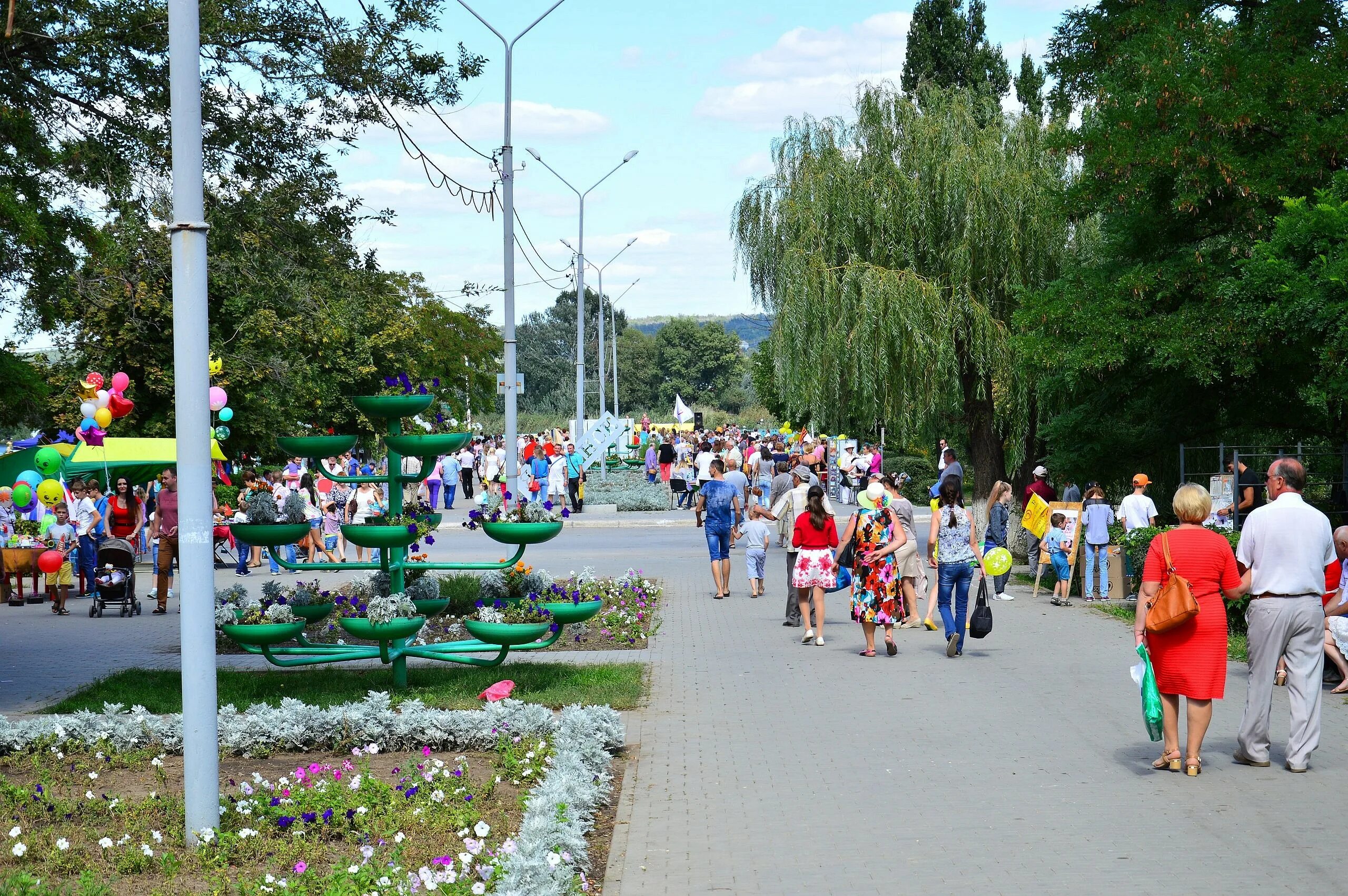 Каменск шахтинский где можно. Каменск-Шахтинский. Город Каменск-Шахтинский Ростовской. Каменск-Шахтинский центр города. Город Каменск Шахтинск.