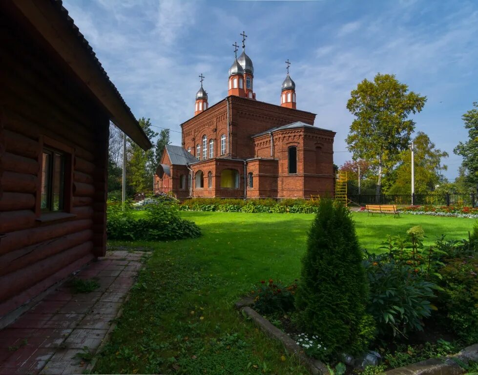 Прогноз погоды в чудово новгородской области. Приход Казанской церкви Чудово Новгородской. Чудово Новгородская область. Чудово Церковь Казанской Божьей матери. Храм в Чудово Новгородской области.