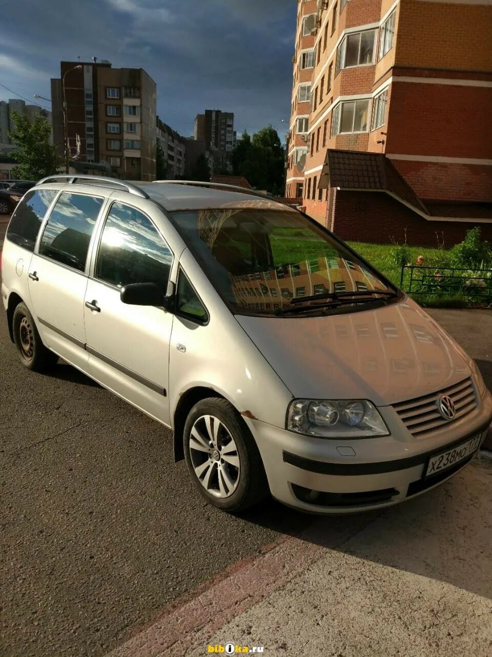 Volkswagen sharan года выпуска. Фольксваген Шаран 2003. Volkswagen Sharan, 2003 г.. Фольксваген Шаран 2003г. Фольксваген Шаран 2003 года.