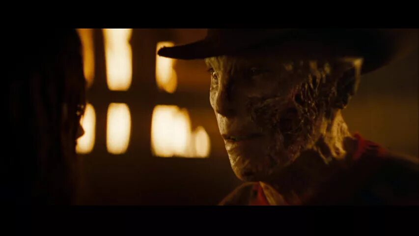 Кэти кэссиди кошмар на улице вязов. Вязов 2010. Кошмар на улице вязов фильм 2010. Вязов 2010. Кошмар на улице вязов 2010.